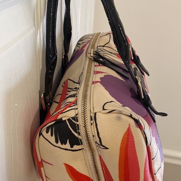 Floral Kate Spade bag w/ matching scarf - Picture 2 of 8